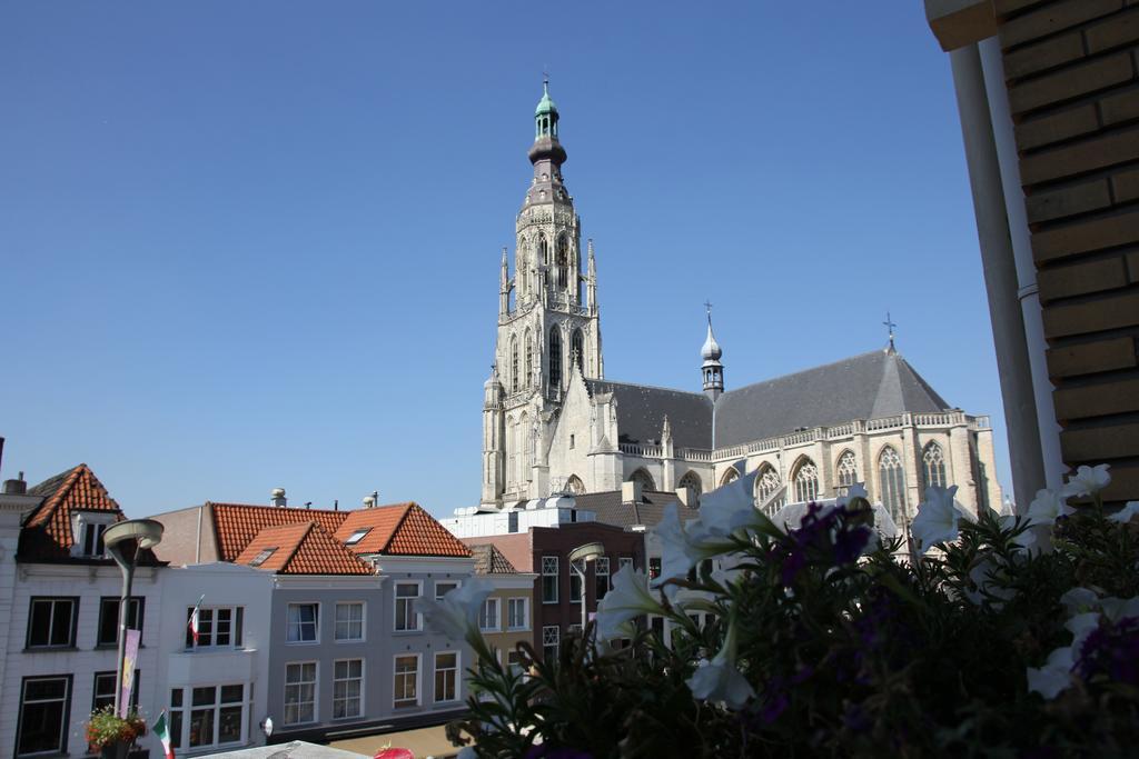 Stadshotel De Klok Breda Bagian luar foto